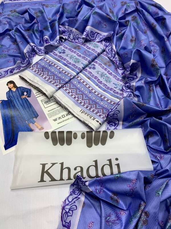 khaadi in blue colour dress